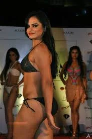 Agra Call Girl
